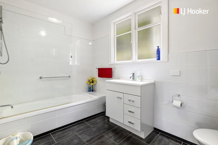 Photo of property in 58 Bayfield Road, Andersons Bay, Dunedin, 9013