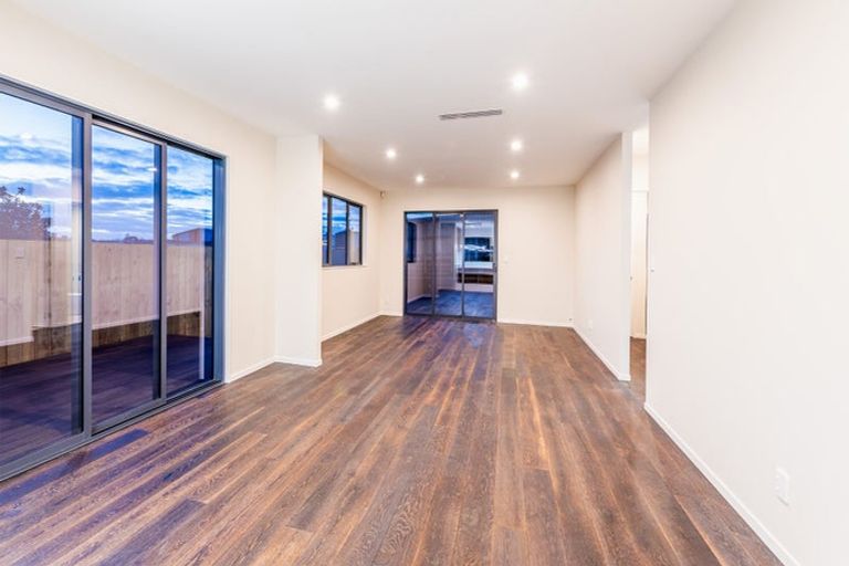 Photo of property in 134 Ninth View Avenue, Beachlands, Auckland, 2018