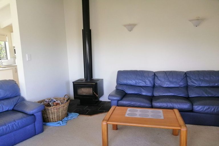 Photo of property in 2/33 Wolsley Avenue, Milford, Auckland, 0620