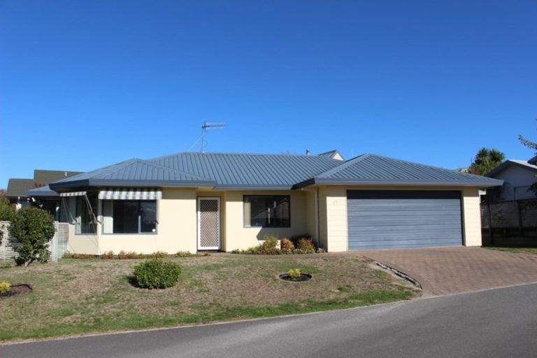Photo of property in 47 Kiddle Drive, Hilltop, Taupo, 3330