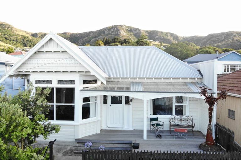 Photo of property in 22 Exeter Street, Lyttelton, 8082