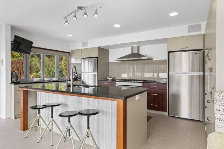 Photo of property in 26 Whakamoenga Point, Acacia Bay, Taupo, 3385