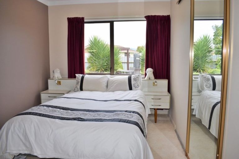 Photo of property in 4 Tararua Crescent, Otaki, 5512