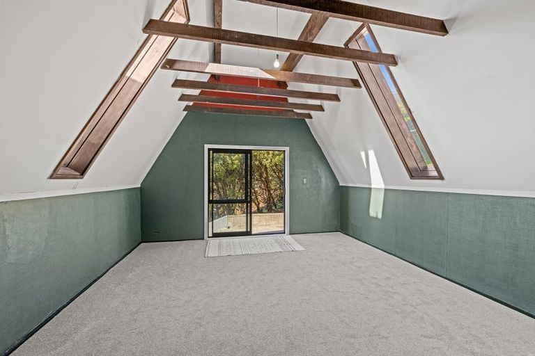 Photo of property in 8 Muritai Terrace, Mount Pleasant, Christchurch, 8081