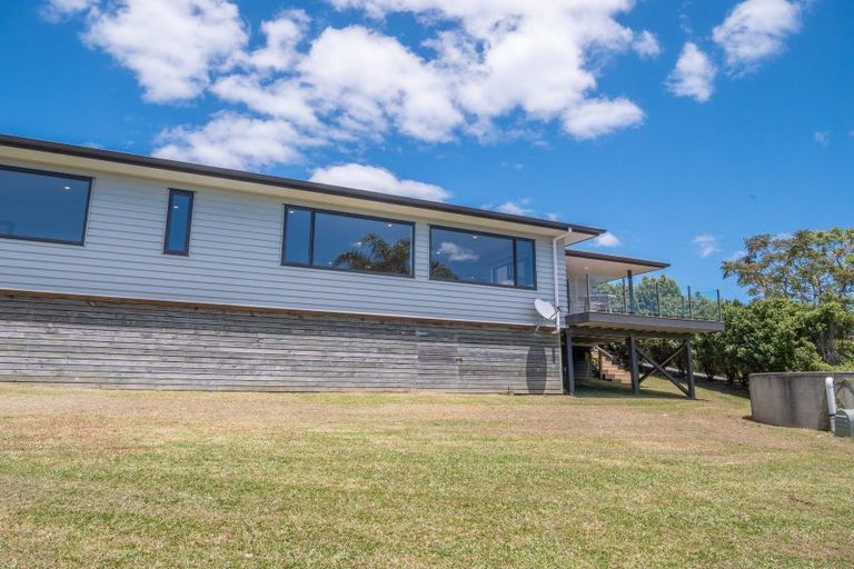 Photo of property in 24 Eagles Way, Cable Bay, 0420