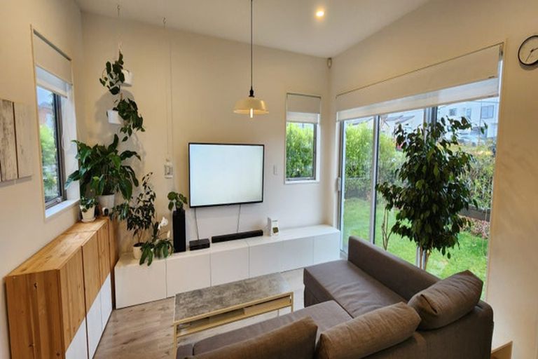Photo of property in 1 Heri Lane, Westgate, Auckland, 0814