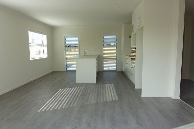 Photo of property in 15 Hills View Drive, Papamoa, 3118