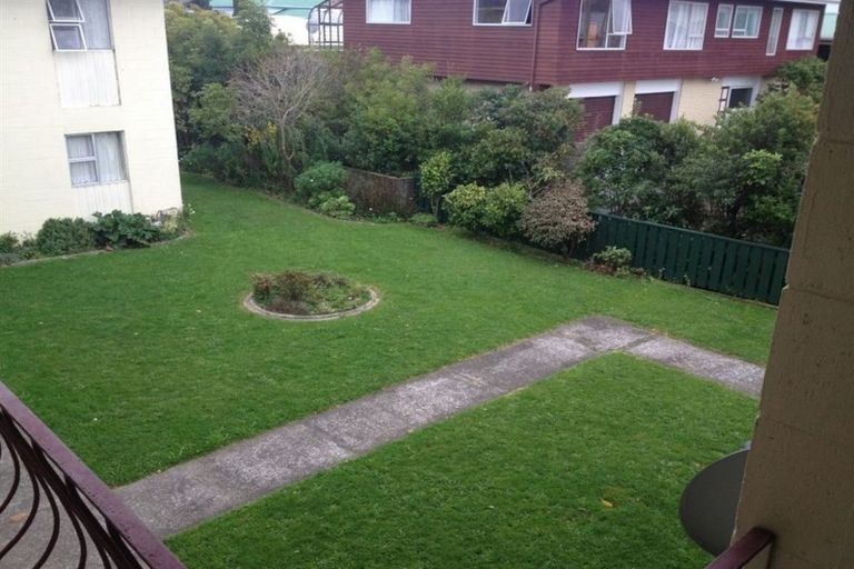 Photo of property in 9/11 Trafalgar Street, Johnsonville, Wellington, 6037