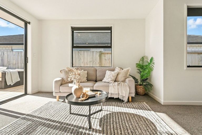 Photo of property in 3 Dunkeld Drive, Papamoa, 3118