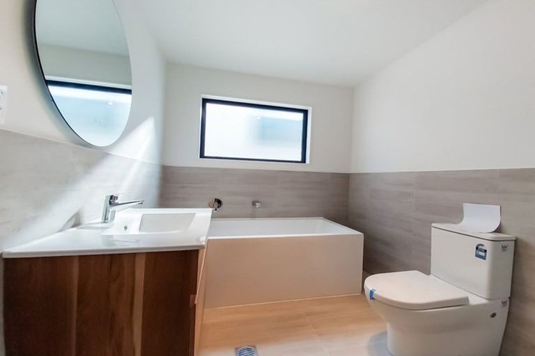 Photo of property in 15/116 Colwill Road, Massey, Auckland, 0614