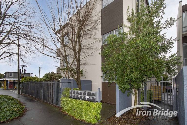 Photo of property in 2/318 Barbadoes Street, Christchurch Central, Christchurch, 8011