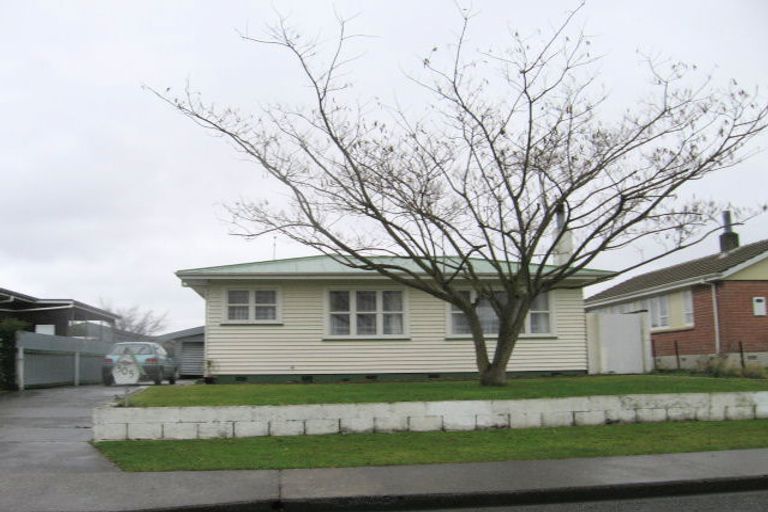 Photo of property in 305 Kotuku Street, Camberley, Hastings, 4120