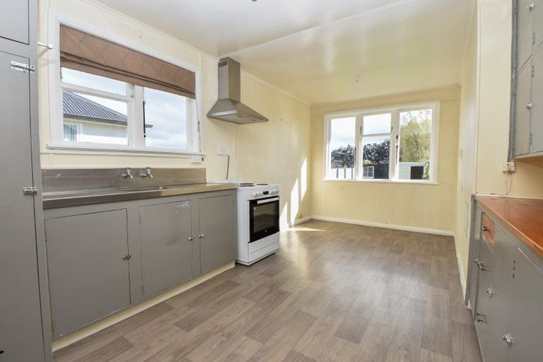 Photo of property in 162 Cole Street, Masterton, 5810