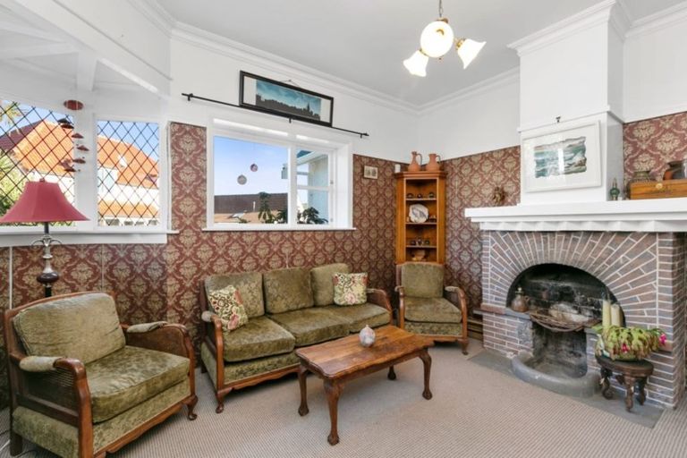 Photo of property in 107 Helston Road, Paparangi, Wellington, 6037