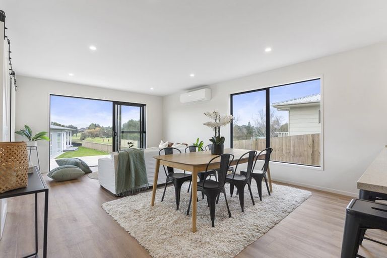 Photo of property in 4 Lynette Place, Pauanui, 3579