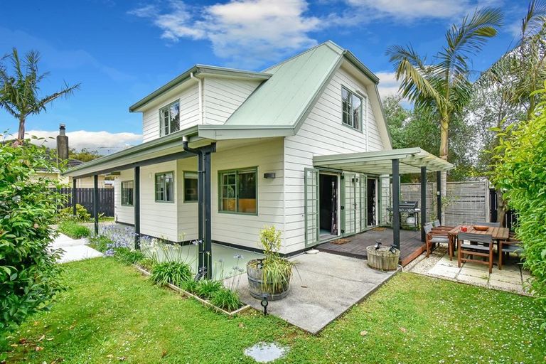 Photo of property in 5a Beresford Street, Pukekohe, 2120