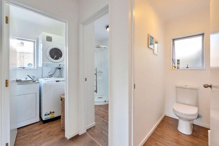 Photo of property in 4/372 Whangaparaoa Road, Stanmore Bay, Whangaparaoa, 0932