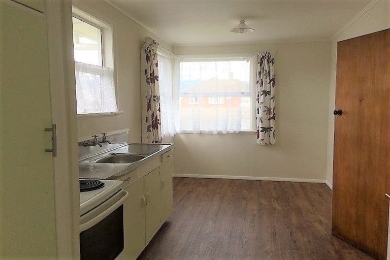 Photo of property in 18 Maire Street, Woburn, Lower Hutt, 5010