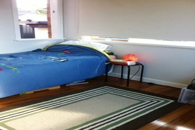 Photo of property in 1/16 Akehurst Avenue, New Lynn, Auckland, 0600