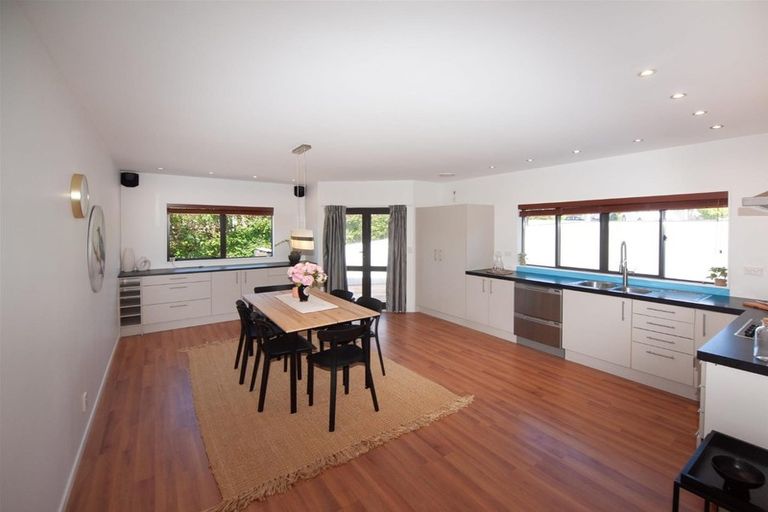 Photo of property in 47 Hawtrey Terrace, Churton Park, Wellington, 6037