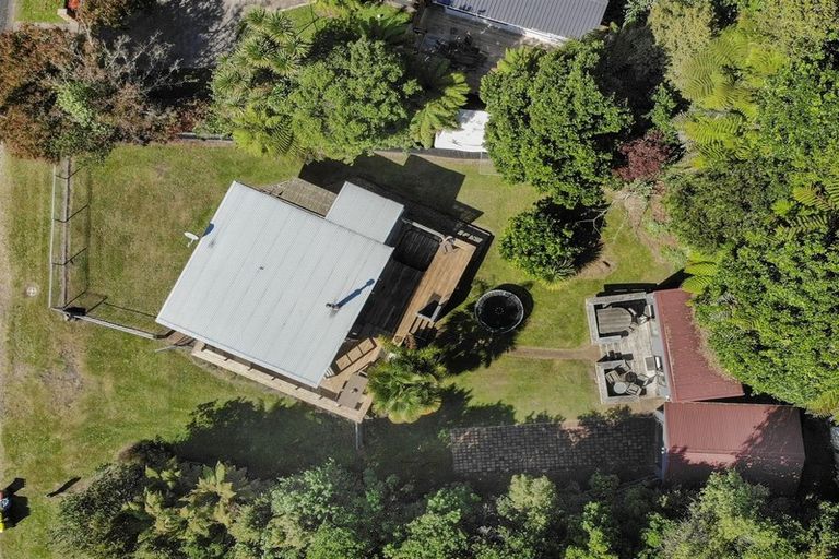 Photo of property in 17 Tombleson Road, Lake Rotoma, Rotorua, 3074