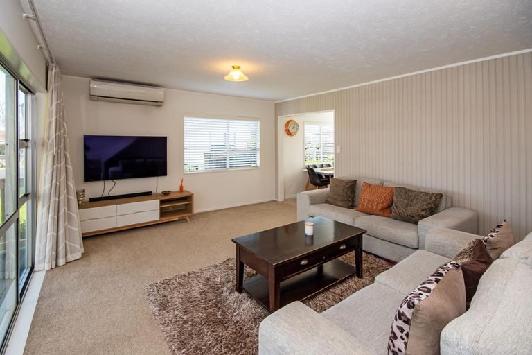 Photo of property in 5 Lorelei Place, Opaheke, Papakura, 2113