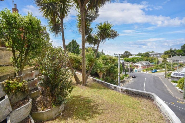 Photo of property in 60 Lonsdale Street, Belleknowes, Dunedin, 9011