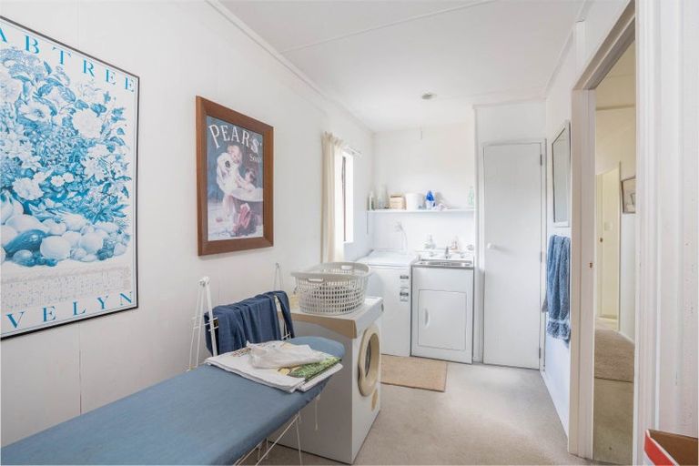 Photo of property in 1/5 Dorothy Drive, Acacia Bay, Taupo, 3330