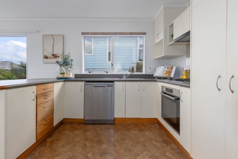 Photo of property in 22 Bodmin Terrace, Camborne, Porirua, 5026