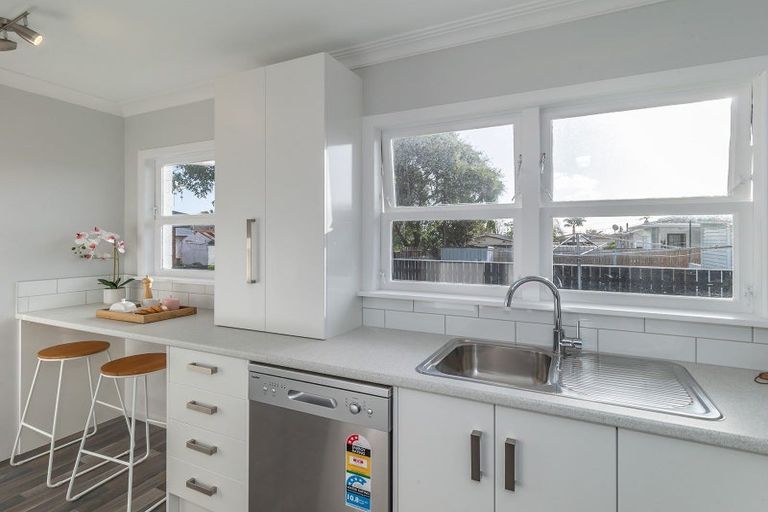 Photo of property in 2a Matai Street, Levin, 5510