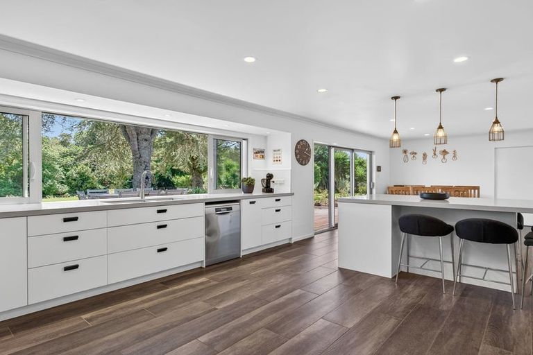 Photo of property in 589 Ngunguru Road, Glenbervie, Whangarei, 0173