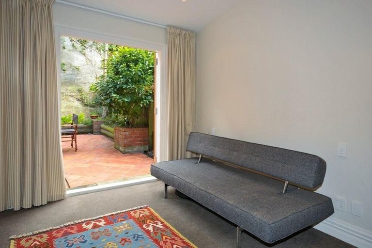 Photo of property in 39 Aro Street, Aro Valley, Wellington, 6021