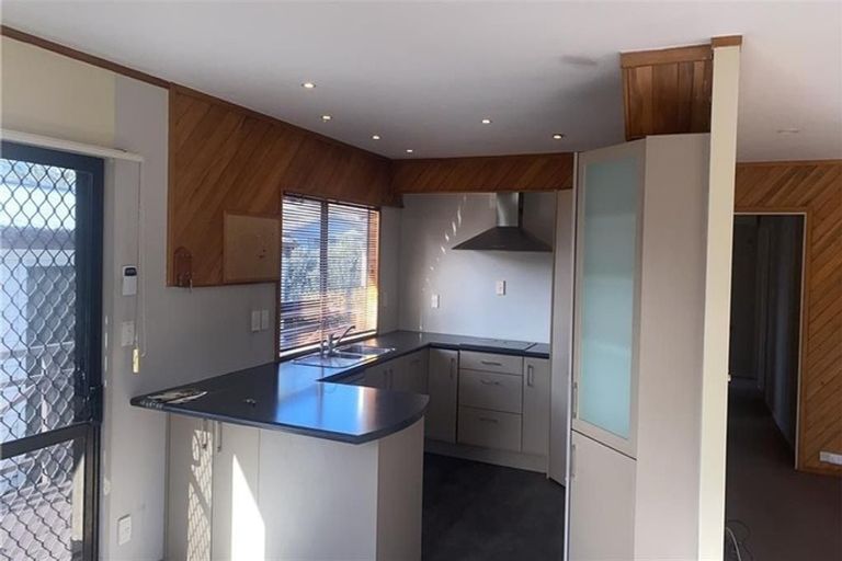 Photo of property in 10 Kirrama Place, Conifer Grove, Takanini, 2112