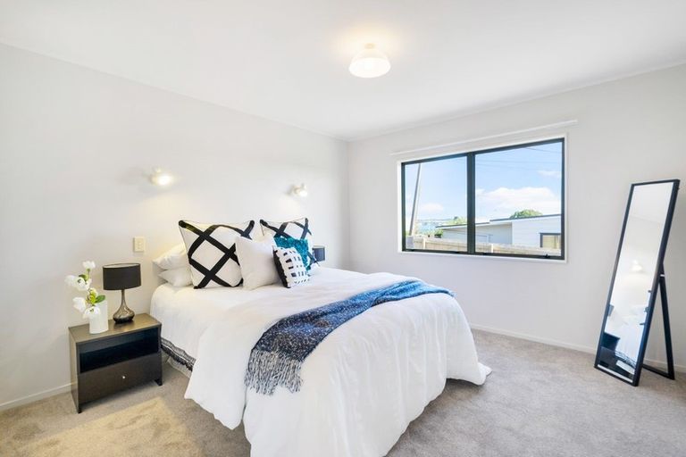 Photo of property in 19 Tiri Road, Manly, Whangaparaoa, 0930