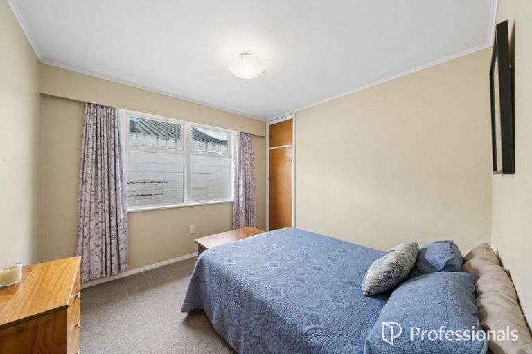 Photo of property in 3 York Avenue, Manor Park, Lower Hutt, 5019