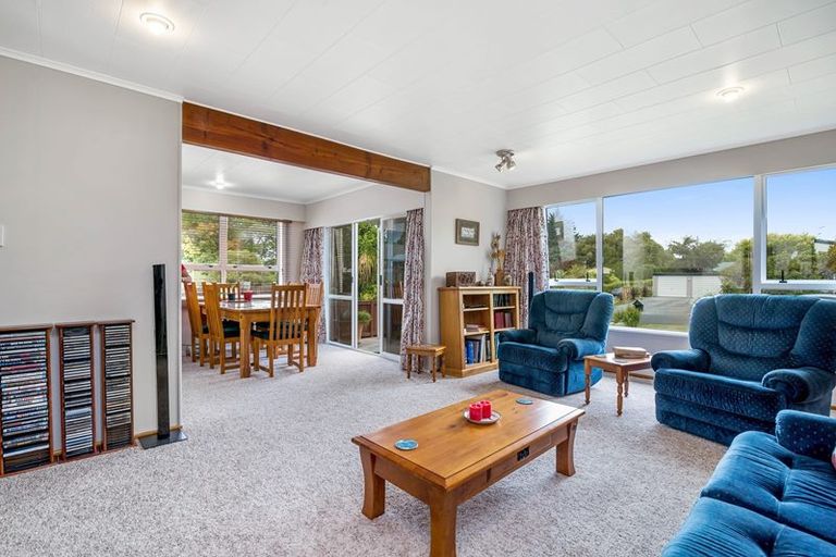 Photo of property in 14 Pegasus Drive, Sunnybrook, Rotorua, 3015