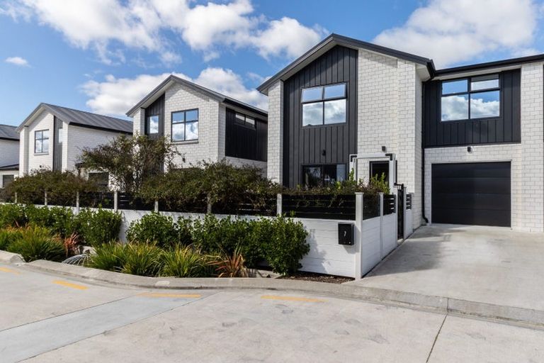 Photo of property in 7 Oliver Place, Trentham, Upper Hutt, 5018