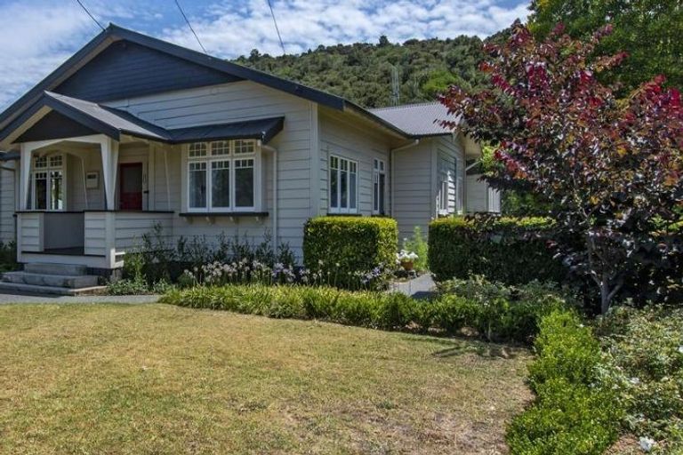 Photo of property in 8 School Lane, Regent, Whangarei, 0112