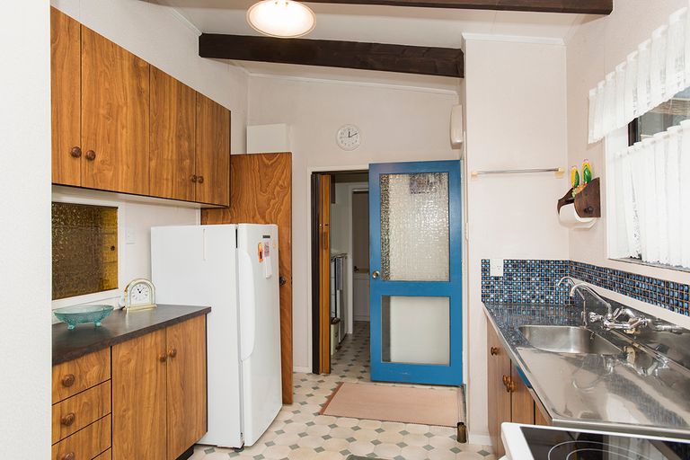 Photo of property in 14 Loisel Street, Riverdale, Gisborne, 4010