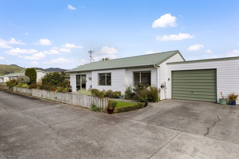Photo of property in 11 Bradley Street, Paeroa, 3600