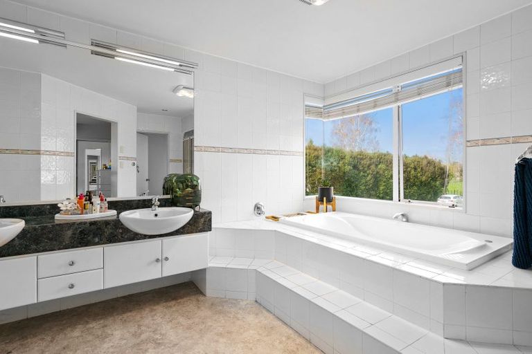 Photo of property in 2/105 Peake Road, Cambridge, 3493