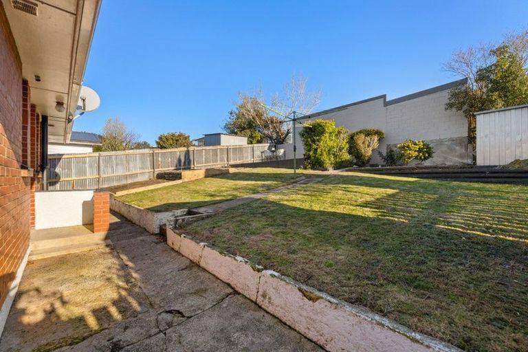 Photo of property in 23 Elwyn Crescent, Green Island, Dunedin, 9018