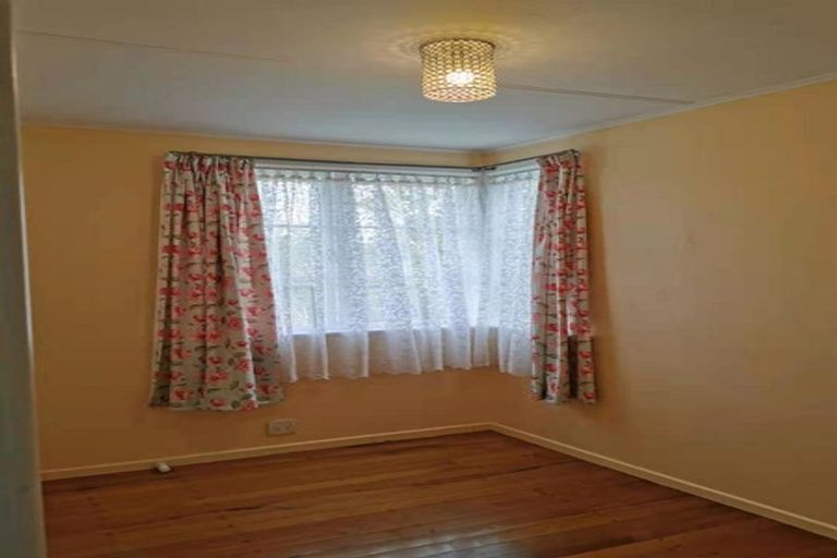 Photo of property in 1/17 Astley Avenue, New Lynn, Auckland, 0600