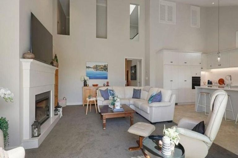 Photo of property in 8 Francesco Drive, Karaka, Papakura, 2113