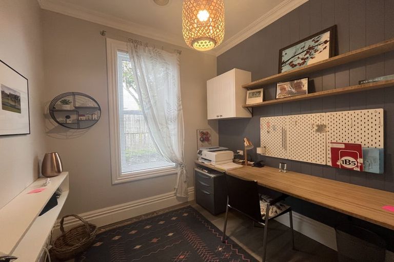 Photo of property in 23 Aurora Street, Petone, Lower Hutt, 5012