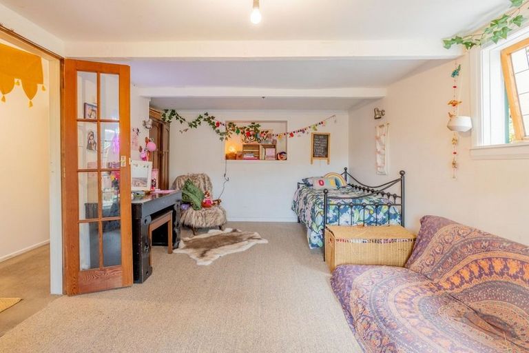 Photo of property in 2 Shackleton Terrace, Lyttelton, 8082