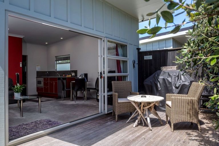 Photo of property in 24 Cologne Street, Martinborough, 5711