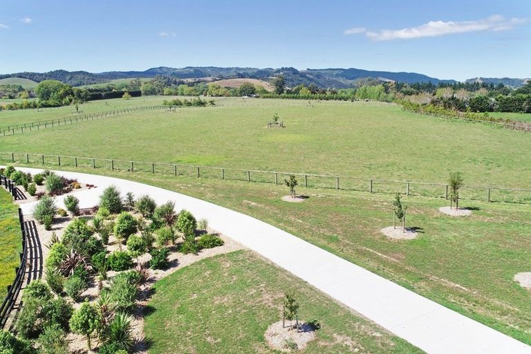 Photo of property in 9 Rossbern Lane, Clevedon, Papakura, 2585