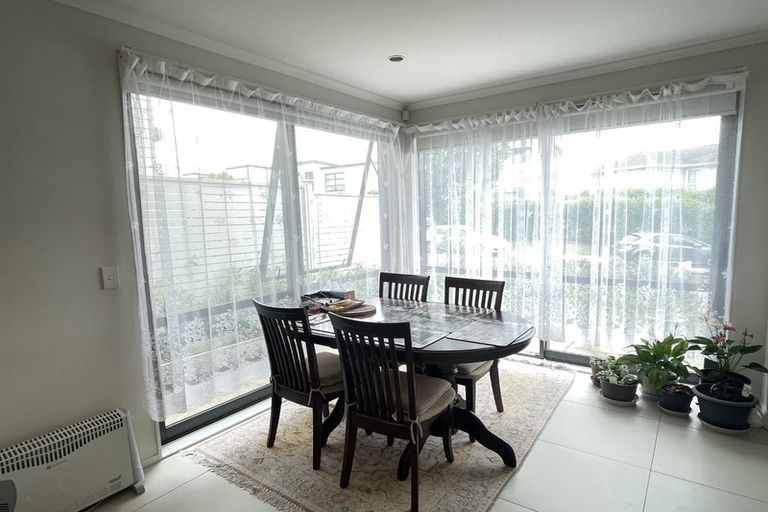 Photo of property in 9 Costa Viva Crescent, Karaka, Papakura, 2113