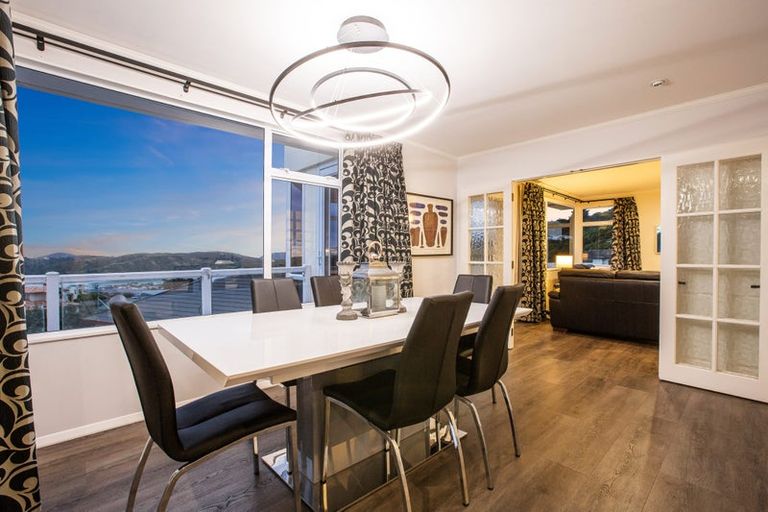 Photo of property in 6 Iona Place, Papakowhai, Porirua, 5024